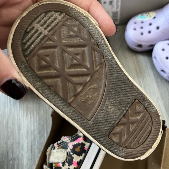 Toddler cheetah converse 3c - Picture 4 of 5